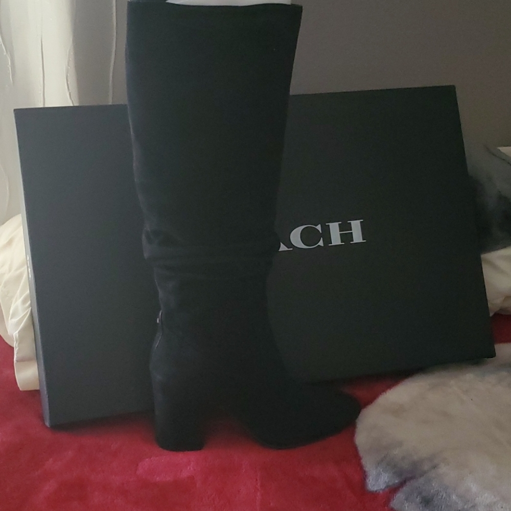 NWT Coach boots